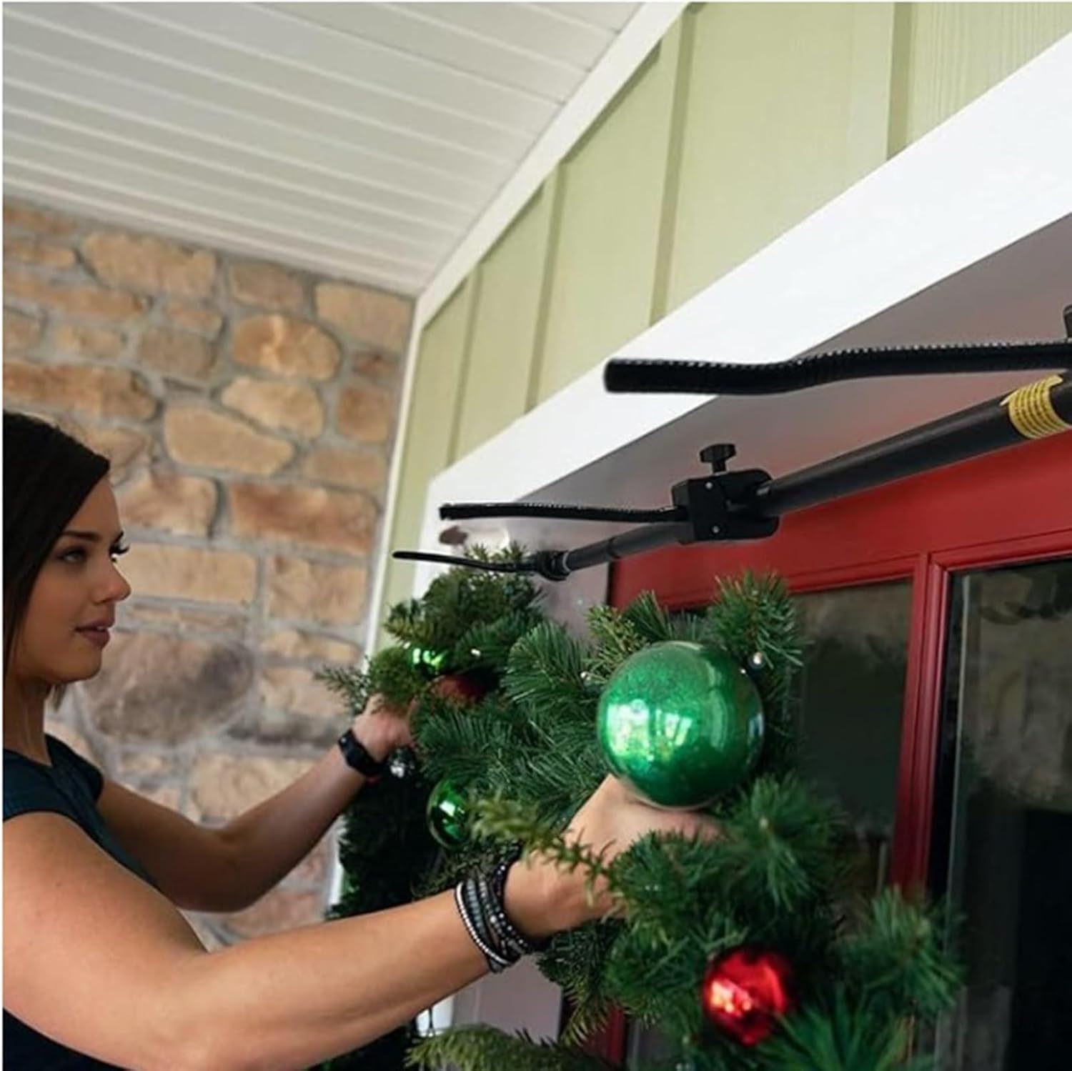 gifskiu Adjustable Door Garland Hanger 3 Sizes No Screws