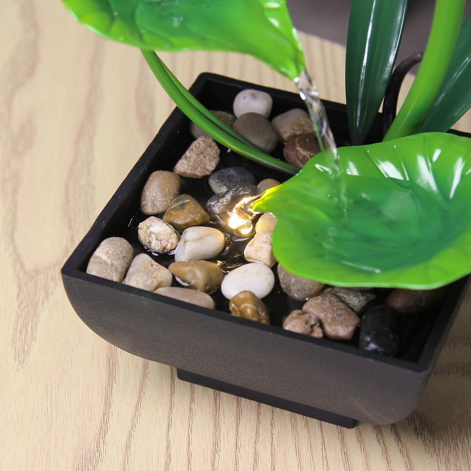 YOQUATE 3-Tier Tabletop Water Fountain with Lotus Design Green