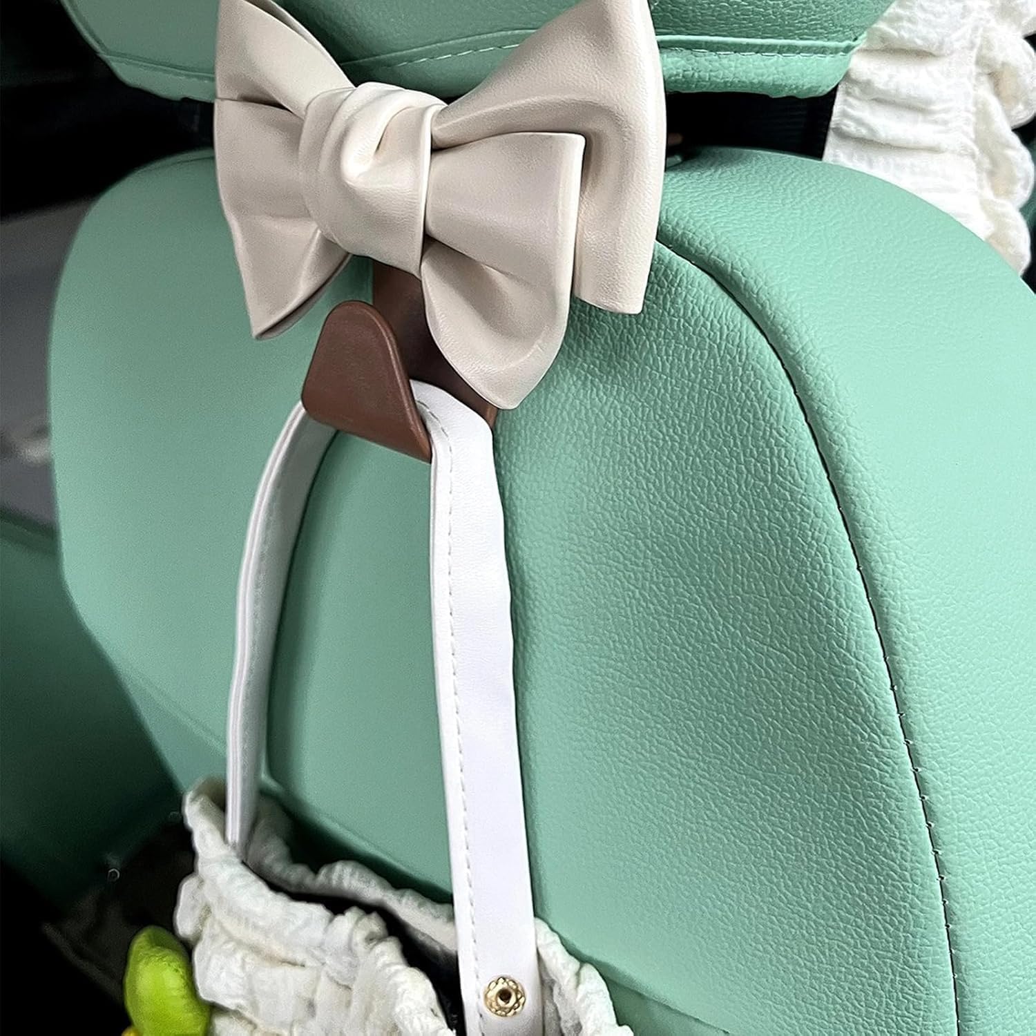 Cute Bow Shaped Car Seat Back Hook Hanger