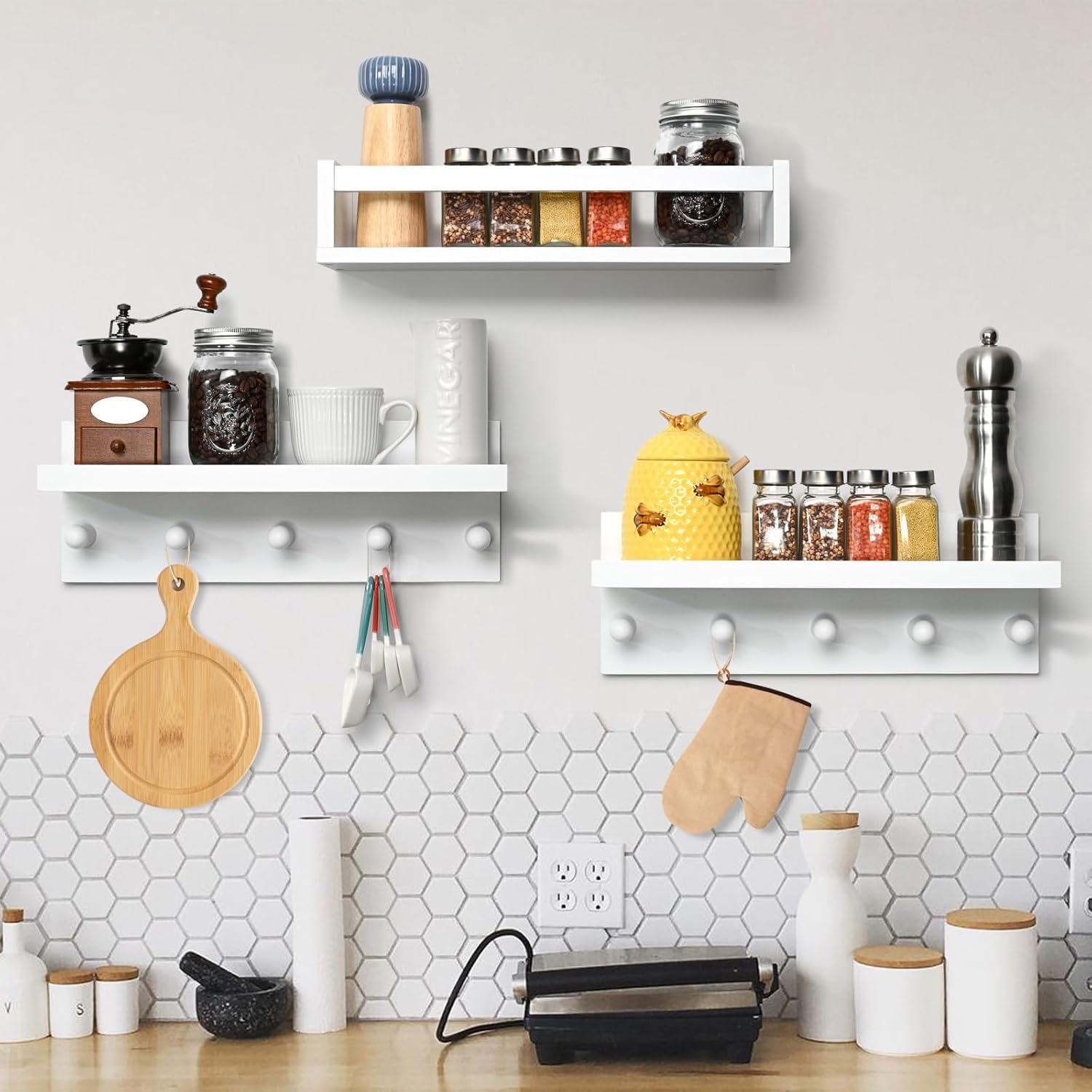 Ollieroo Set of Four Floating Book Shelves for Wall