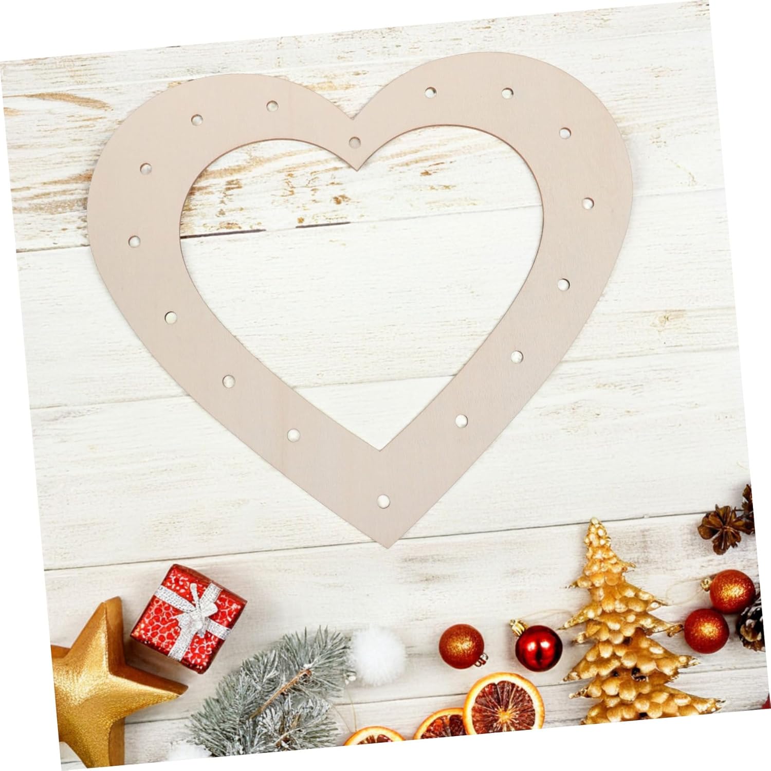 NUOBESTY 2pcs Heart Wreath Frame for Holiday Decor