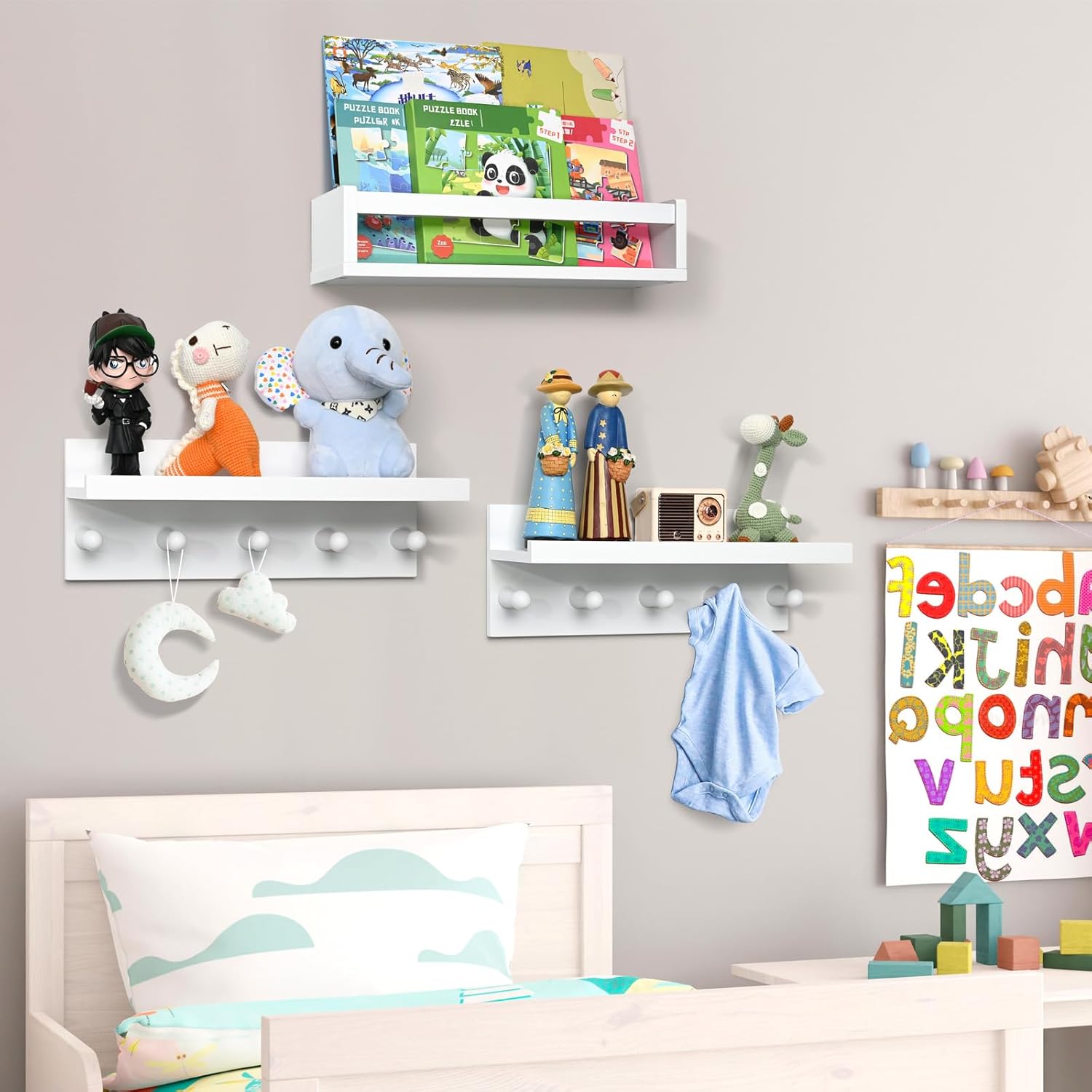 Ollieroo Set of Four Floating Book Shelves for Wall