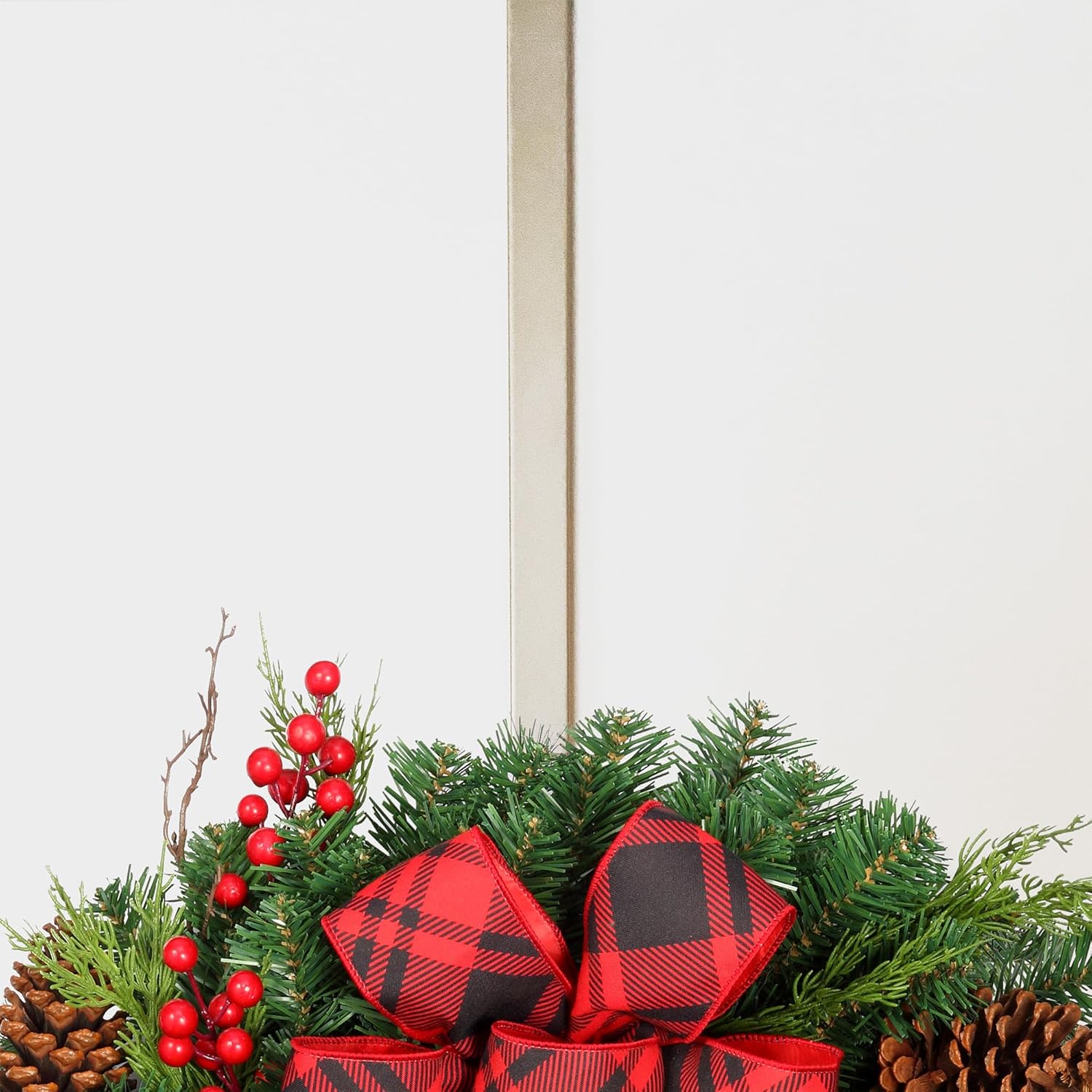 Haute Decor Adjustable Wreath Hanger Champagne