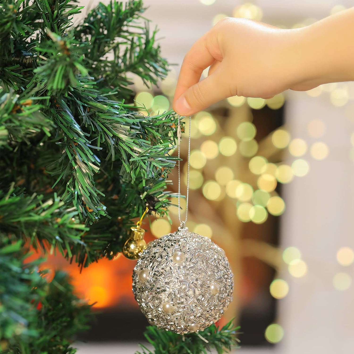 400 Piece Gold and Silver Ornament Hangers